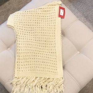 Evereve Crochet Fringe sweater in cream